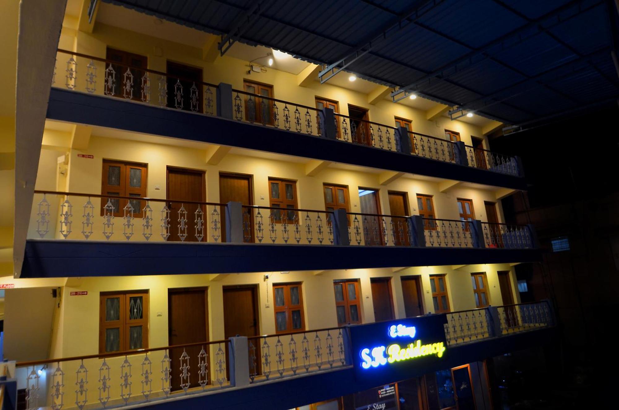 Estay Sk Residency Ooty Bagian luar foto