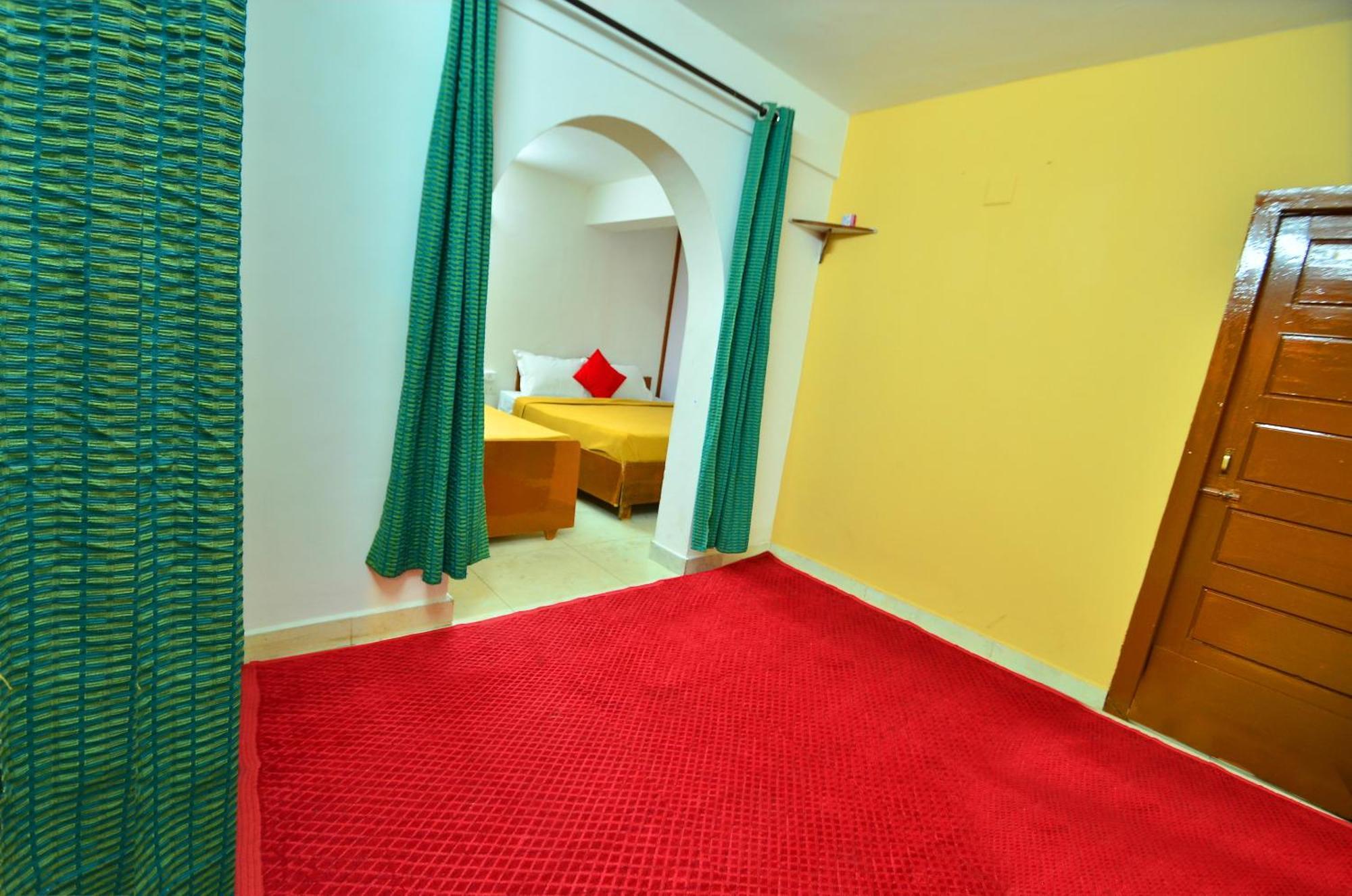 Estay Sk Residency Ooty Bagian luar foto