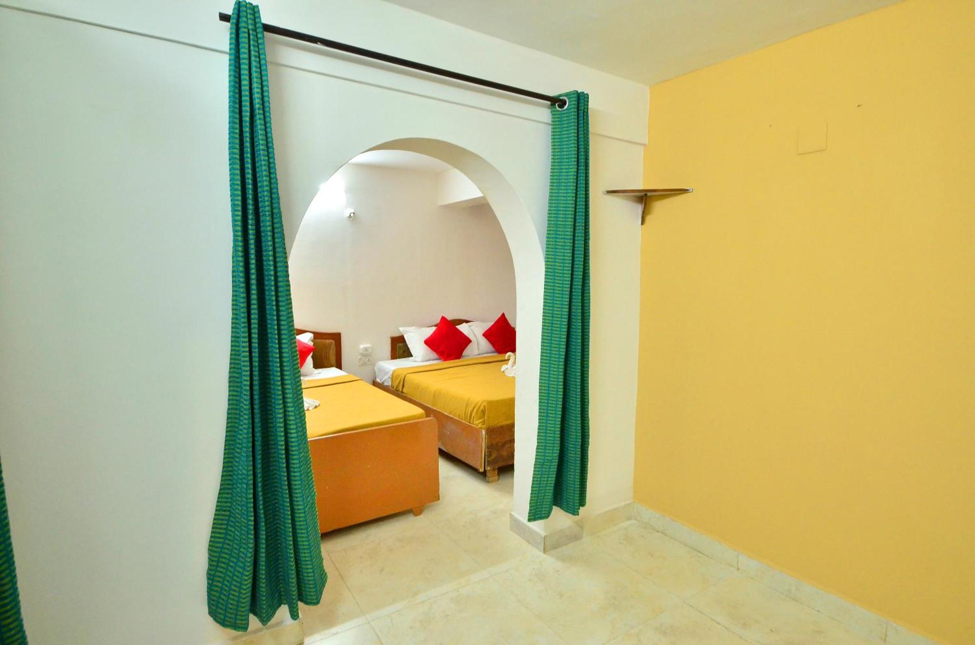 Estay Sk Residency Ooty Bagian luar foto