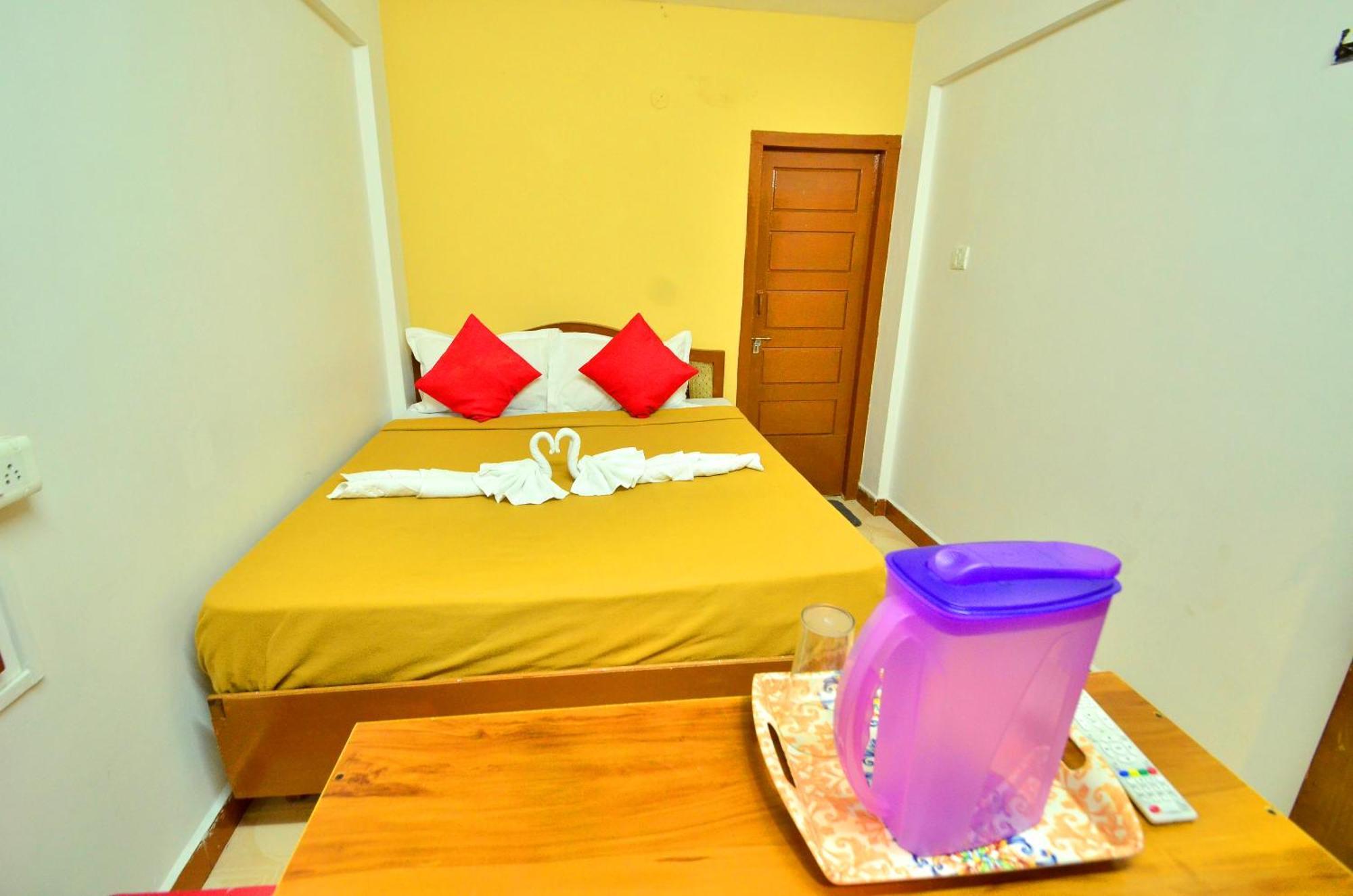 Estay Sk Residency Ooty Bagian luar foto