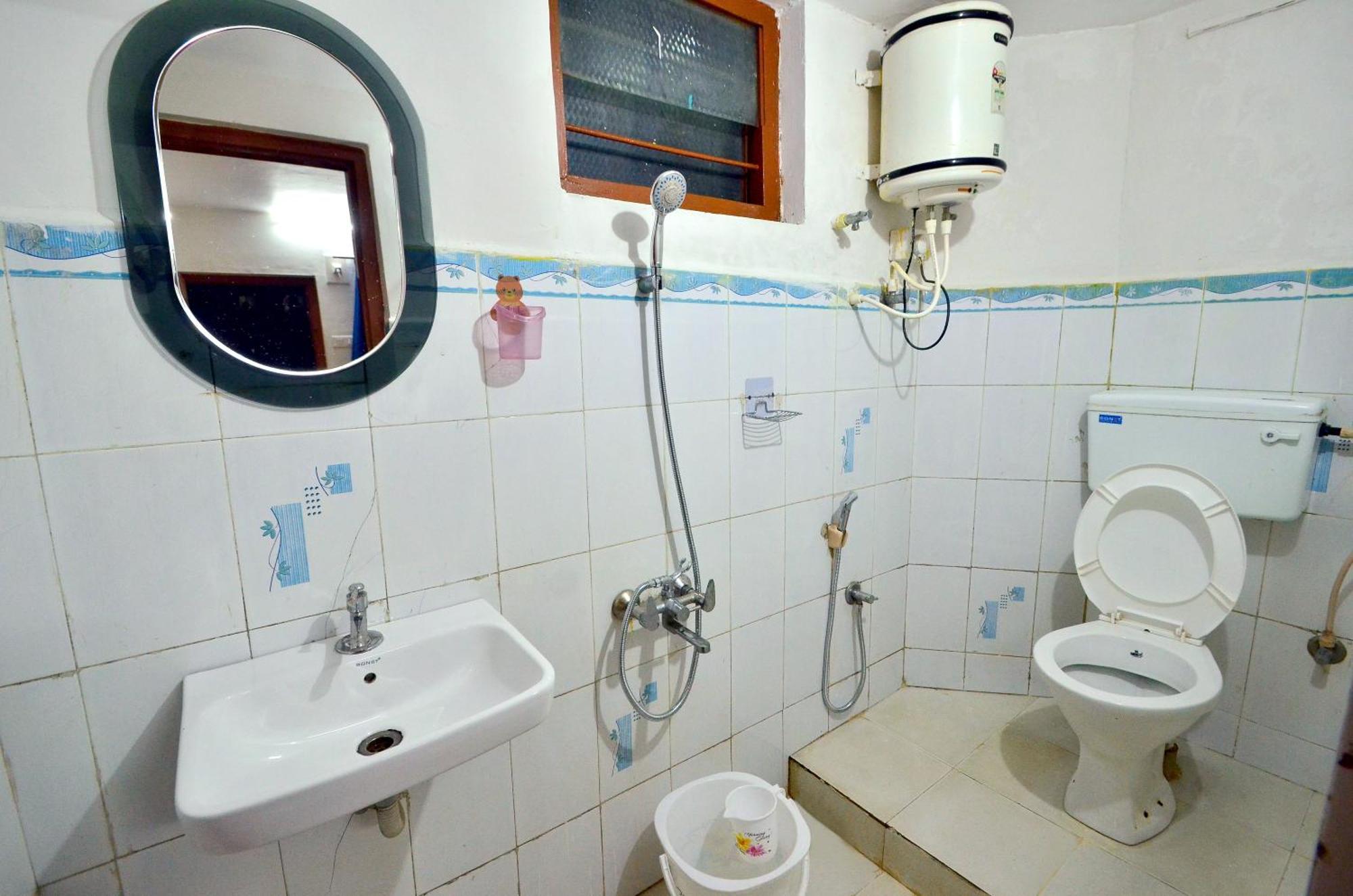Estay Sk Residency Ooty Bagian luar foto